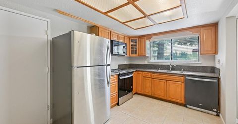 8501 Center Pkwy, Sacramento, CA 95823 Photo