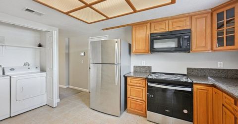 8501 Center Pkwy, Sacramento, CA 95823 Photo