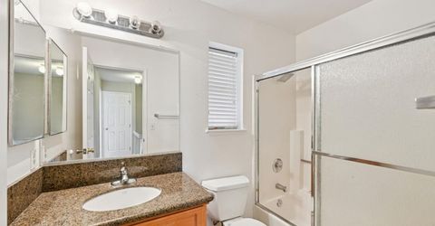 8501 Center Pkwy, Sacramento, CA 95823 Photo