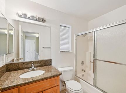 8501 Center Pkwy, Sacramento, CA 95823 Photo