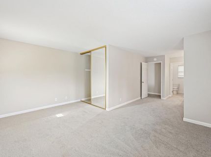 8501 Center Pkwy, Sacramento, CA 95823 Photo