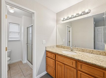 8501 Center Pkwy, Sacramento, CA 95823 Photo