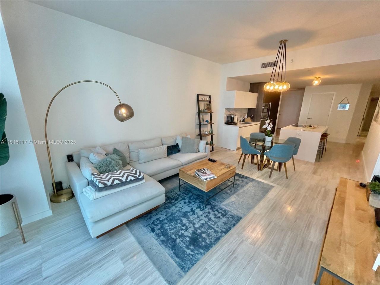 851 NE 1st Ave, Unit 2605, Miami, FL 33132 Photo