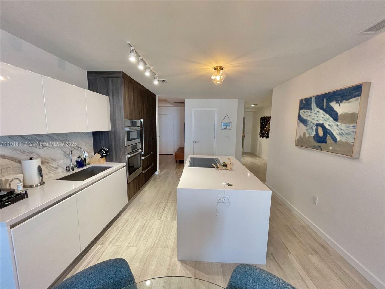 851 NE 1st Ave, Unit 2605, Miami, FL 33132 Photo