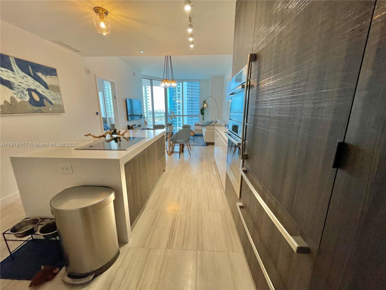 851 NE 1st Ave, Unit 2605, Miami, FL 33132 Photo