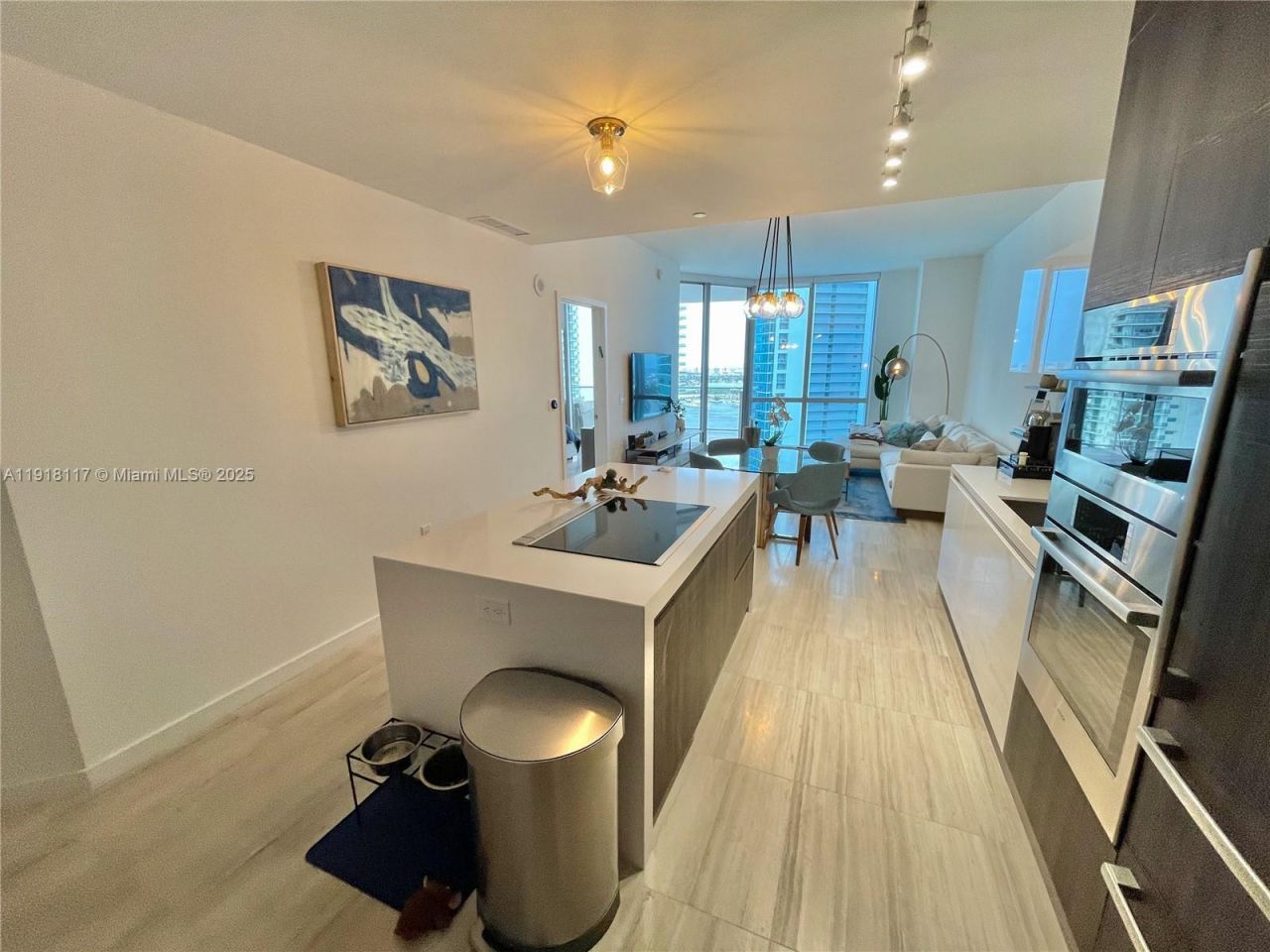 851 NE 1st Ave, Unit 2605, Miami, FL 33132 Photo