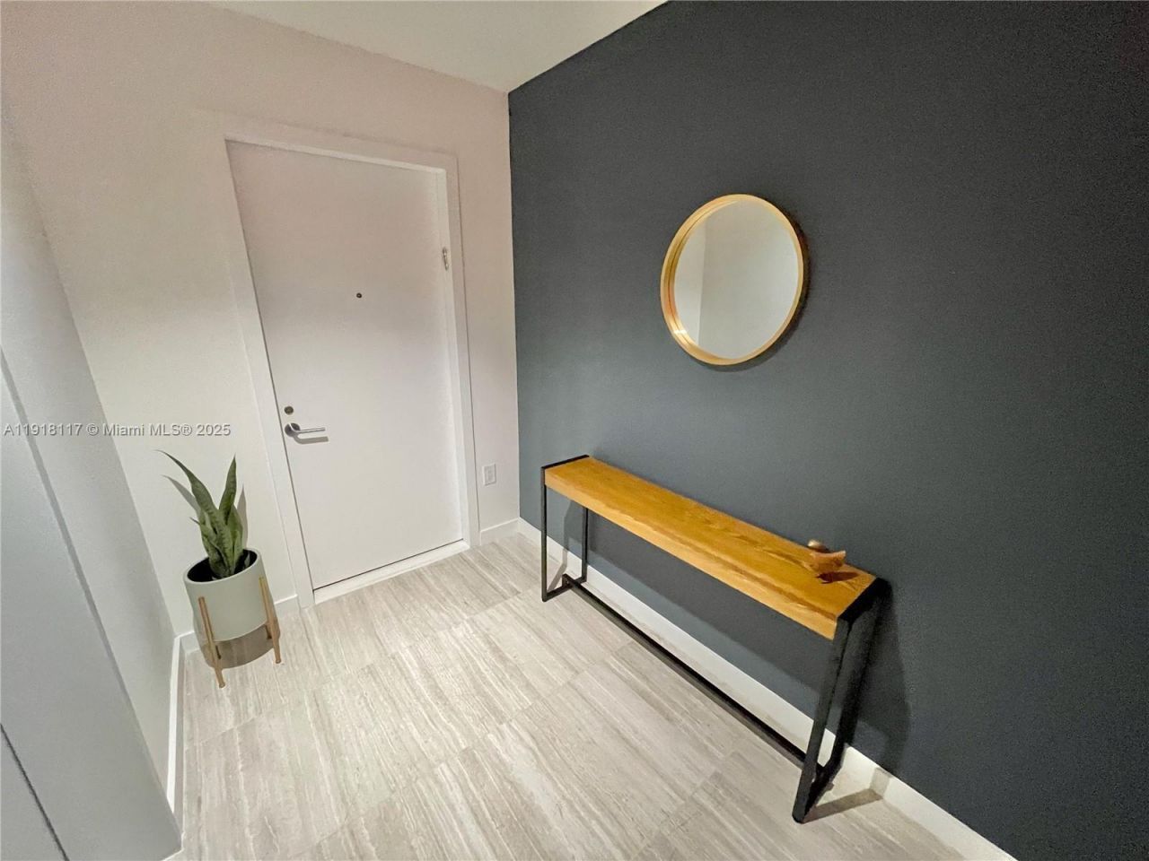 851 NE 1st Ave, Unit 2605, Miami, FL 33132 Photo