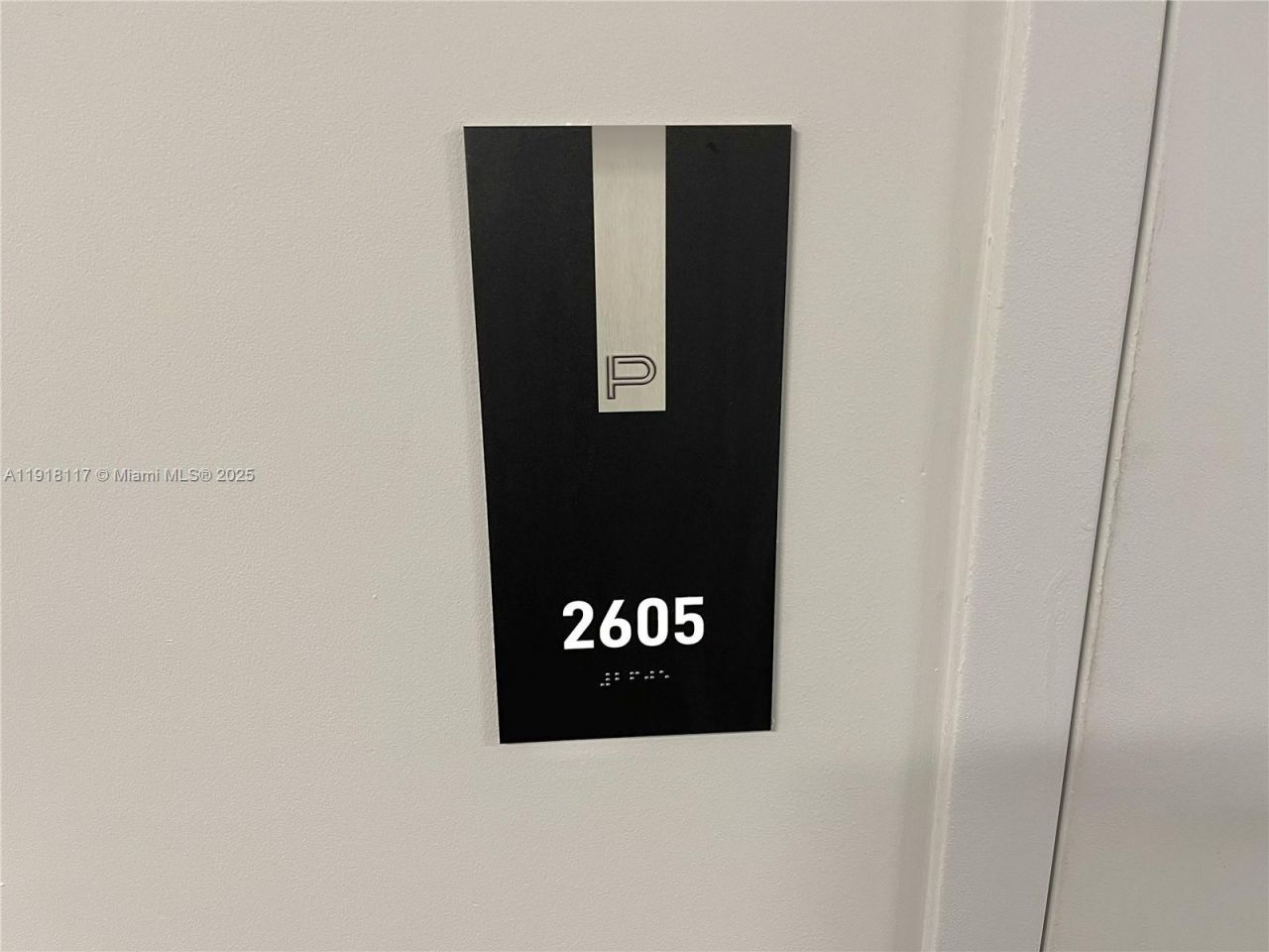 851 NE 1st Ave, Unit 2605, Miami, FL 33132 Photo