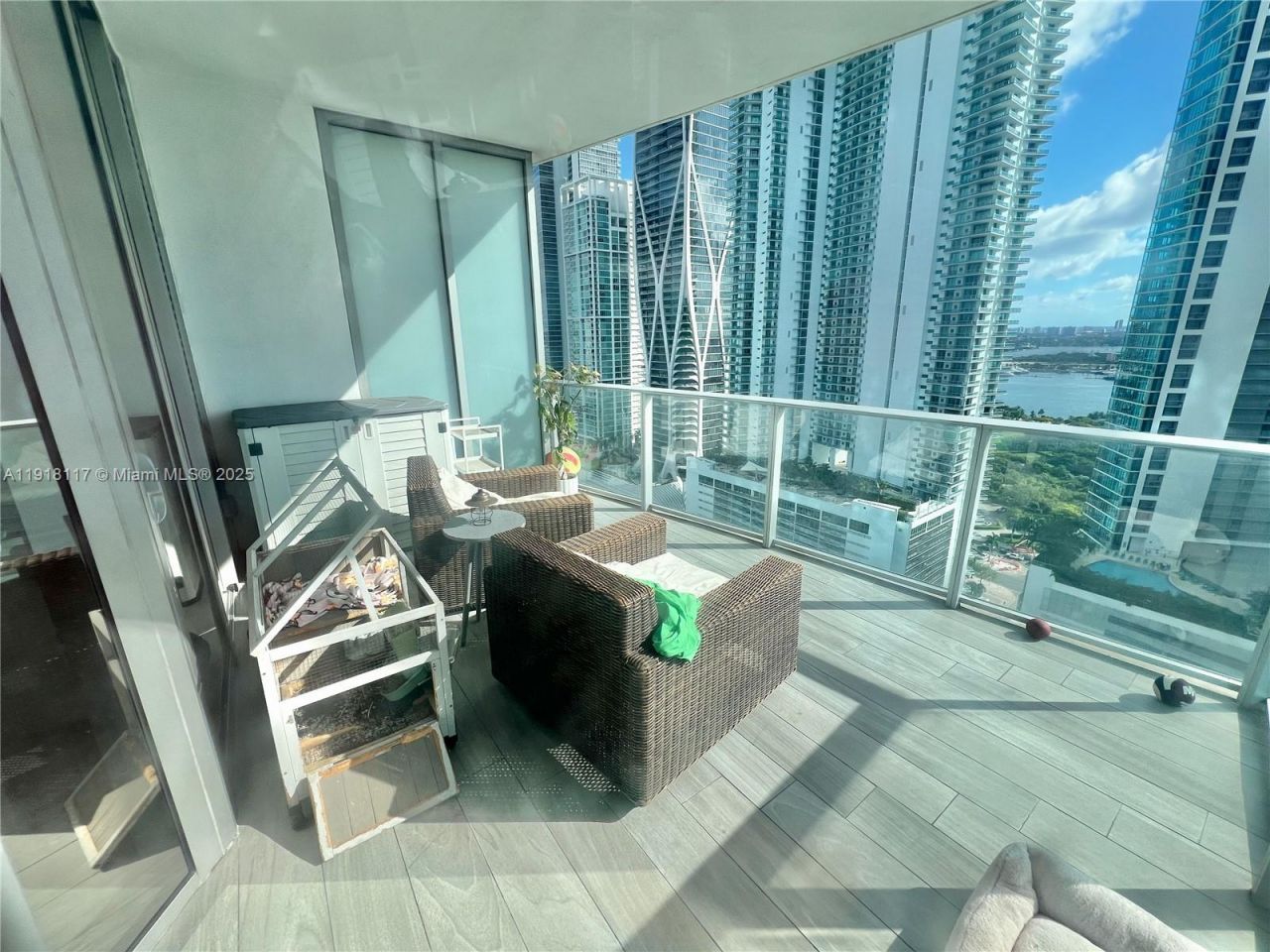 851 NE 1st Ave, Unit 2605, Miami, FL 33132 Photo