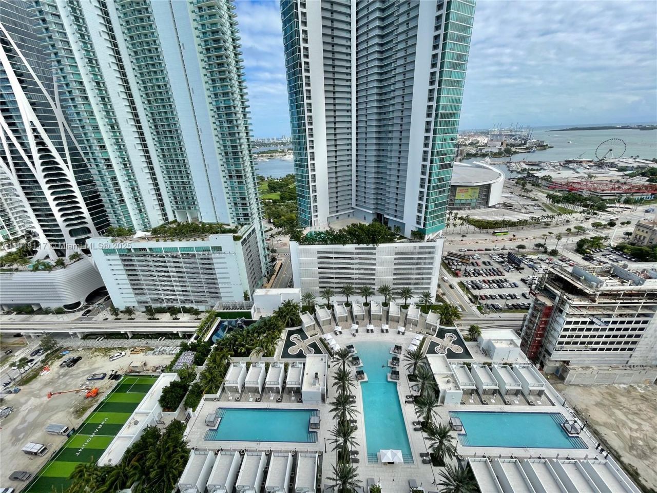 851 NE 1st Ave, Unit 2605, Miami, FL 33132 Photo