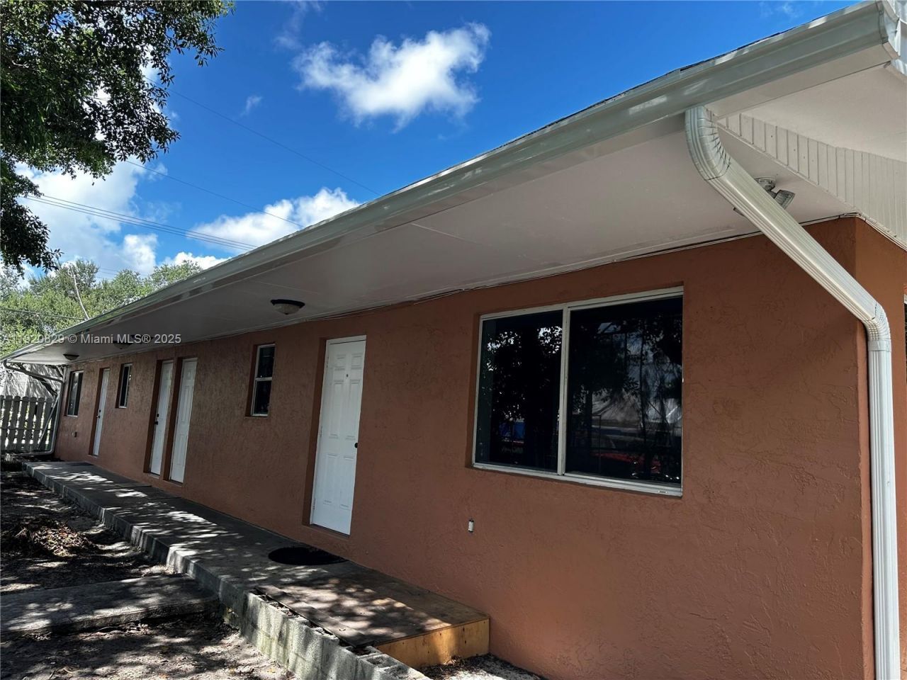 566 NW 95th St, Unit 566, Miami, FL 33150 Photo