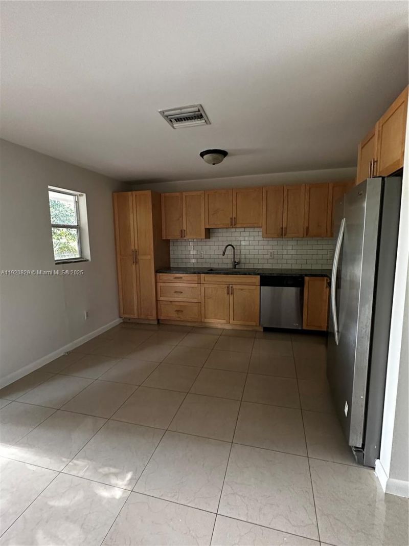 566 NW 95th St, Unit 566, Miami, FL 33150 Photo