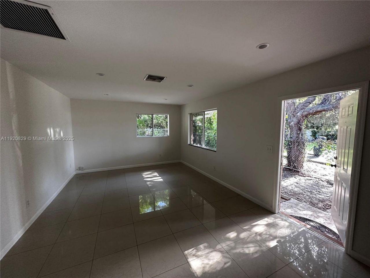 566 NW 95th St, Unit 566, Miami, FL 33150 Photo