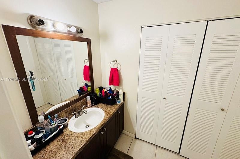 1727 Village Blvd, Unit 108, West Palm Beach, FL 33409 Photo