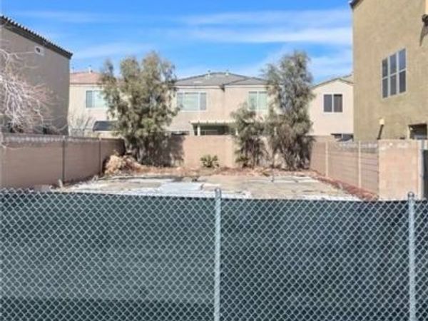9098 Iron Cactus Avenue, Las Vegas, NV 89148