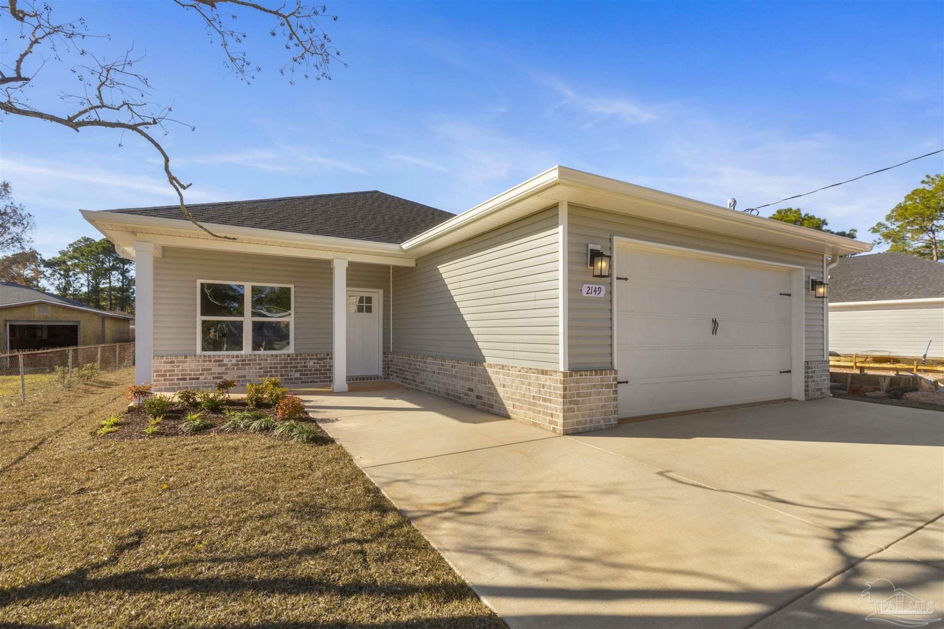 2149 Paloma St, Navarre, FL 32566 Main Photo