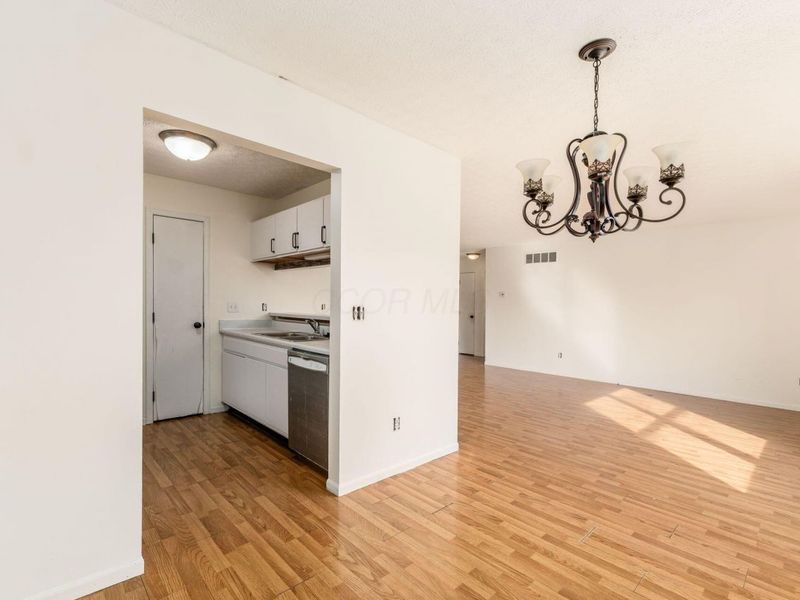 4412 Catamaran Drive , Columbus, OH 43207 Photo 12