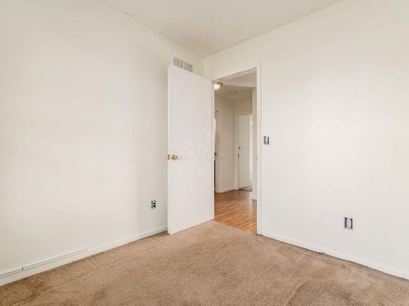 4412 Catamaran Drive , Columbus, OH 43207 Photo 19