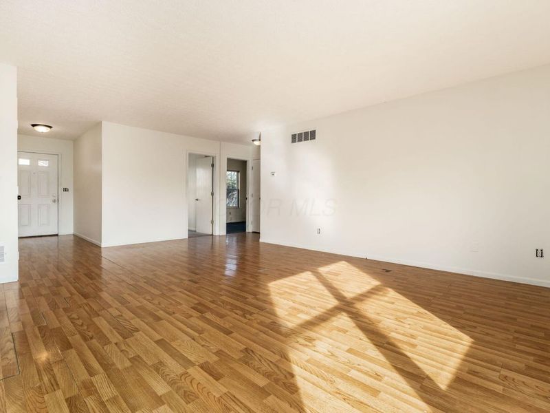 4412 Catamaran Drive , Columbus, OH 43207 Photo 8