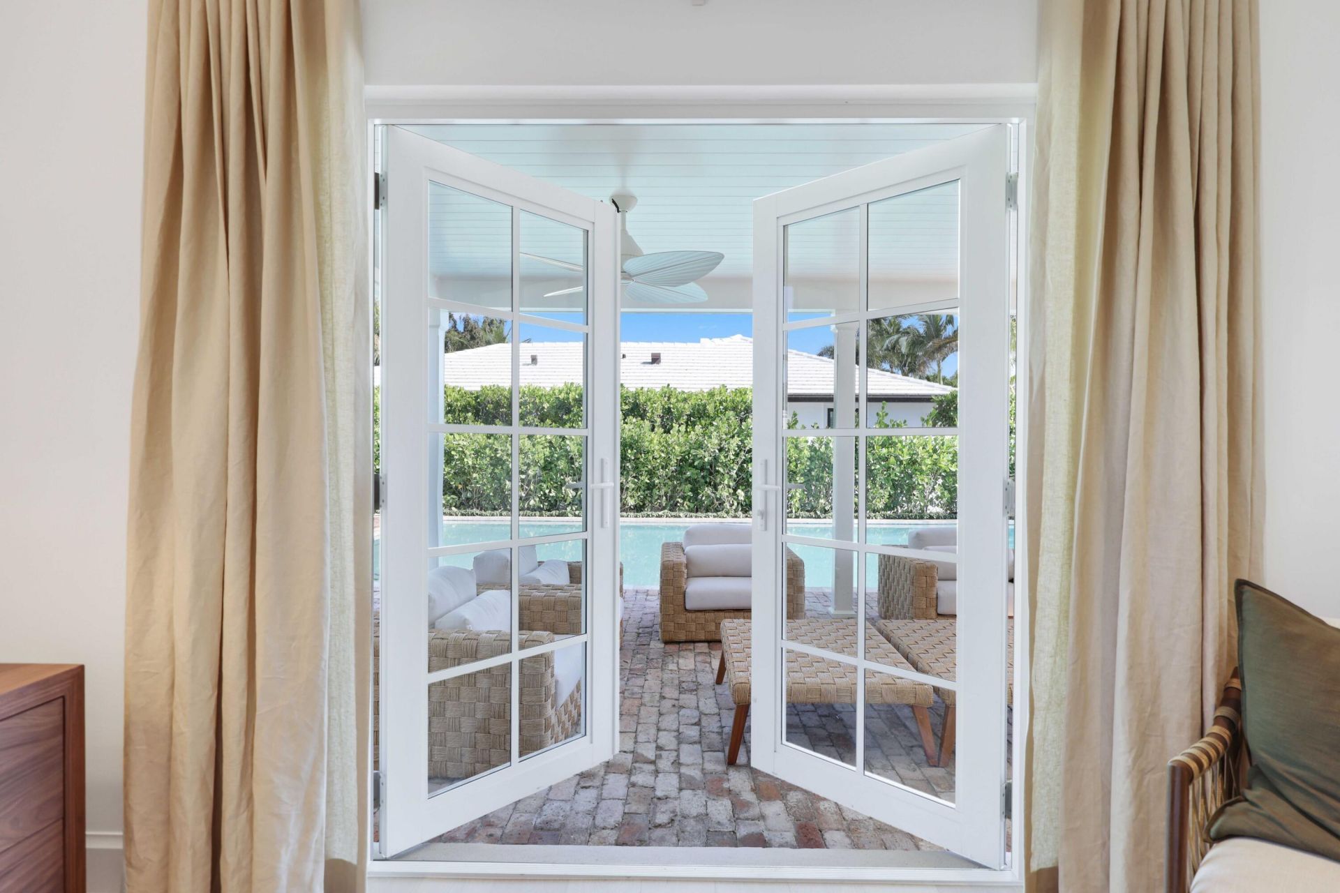 257 Via Linda, Palm Beach, FL 33480 Photo