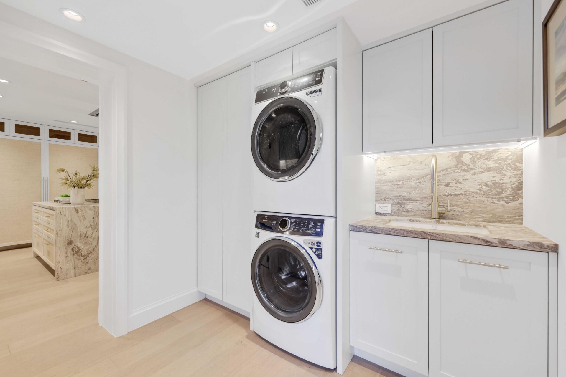 257 Via Linda, Palm Beach, FL 33480 Photo