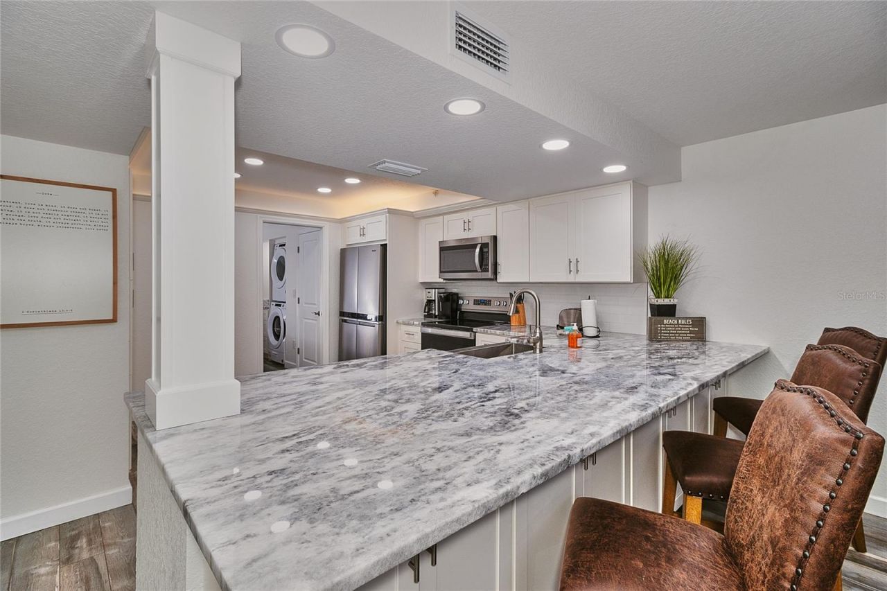 18400 Gulf Boulevard, Unit 1206, Indian Shores, FL 33785 Photo