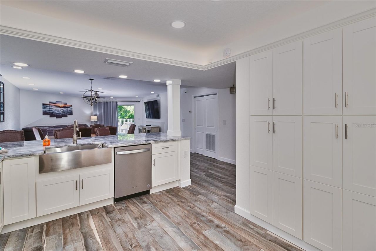 18400 Gulf Boulevard, Unit 1206, Indian Shores, FL 33785 Photo
