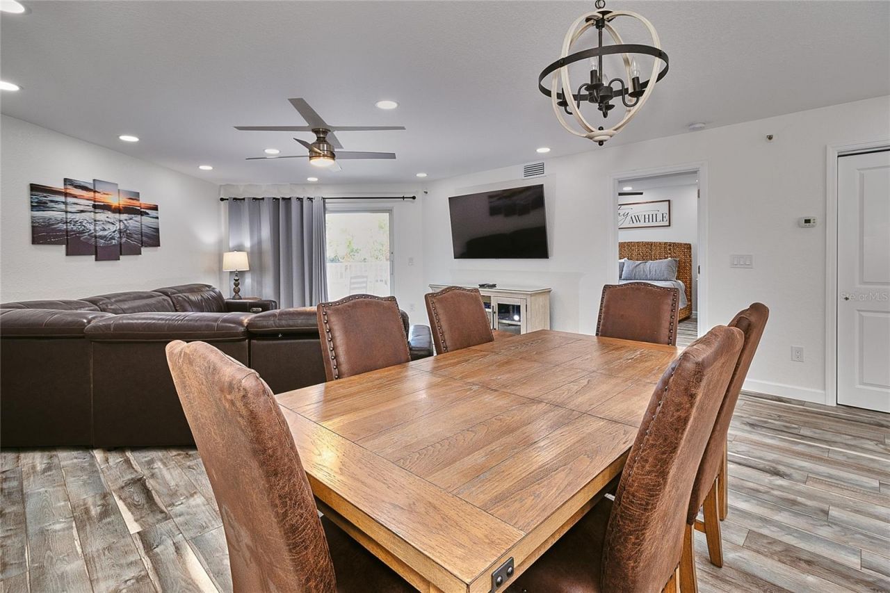 18400 Gulf Boulevard, Unit 1206, Indian Shores, FL 33785 Photo