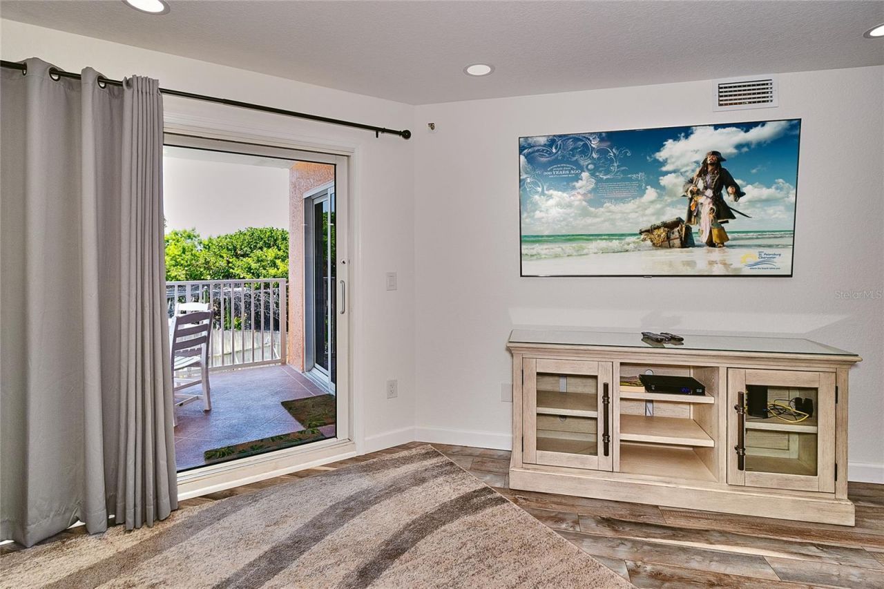 18400 Gulf Boulevard, Unit 1206, Indian Shores, FL 33785 Photo