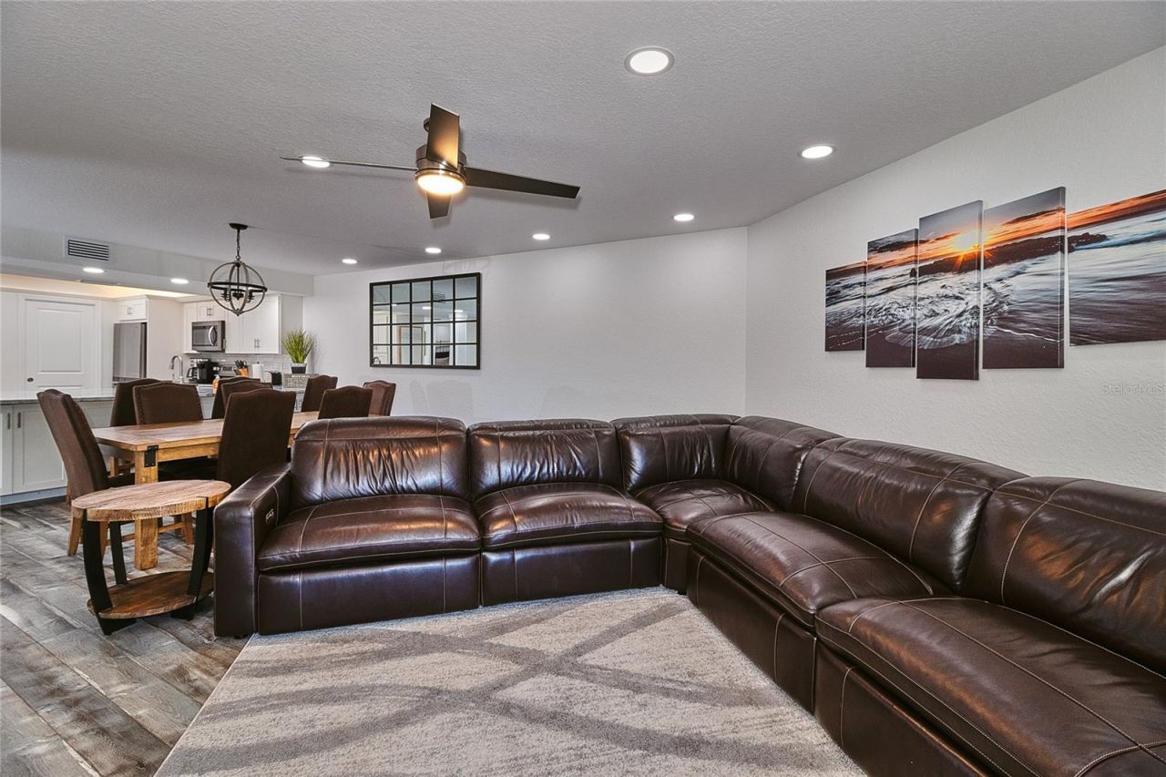 18400 Gulf Boulevard, Unit 1206, Indian Shores, FL 33785 Photo