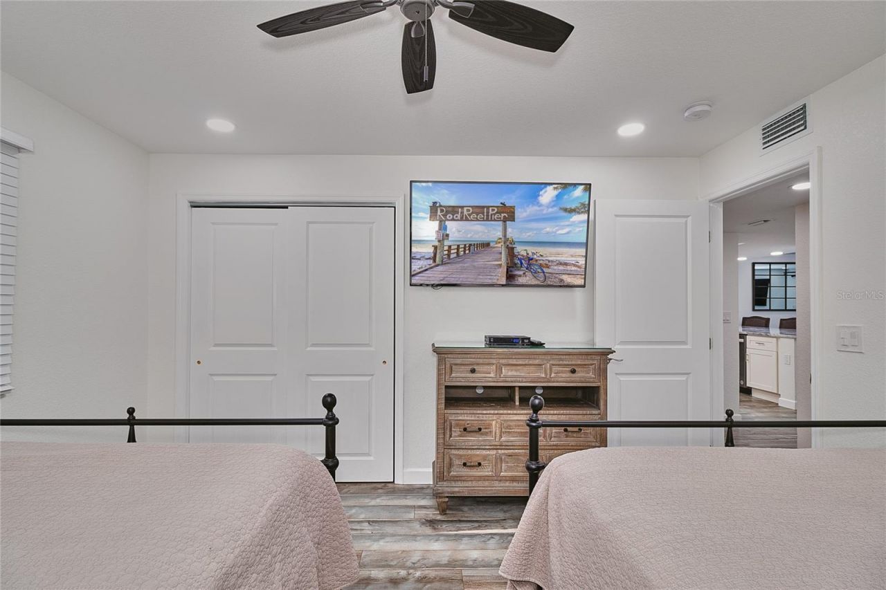 18400 Gulf Boulevard, Unit 1206, Indian Shores, FL 33785 Photo