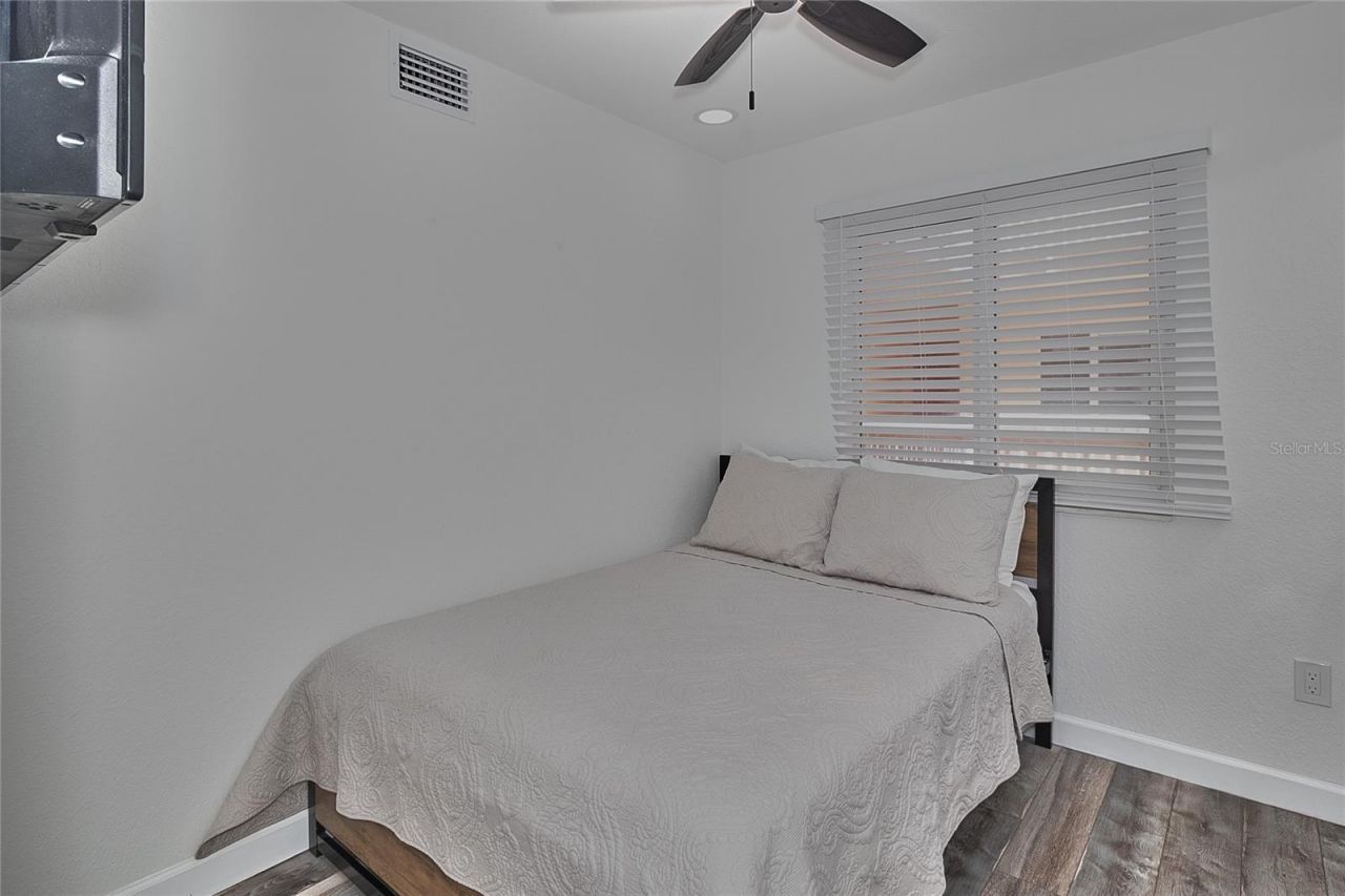 18400 Gulf Boulevard, Unit 1206, Indian Shores, FL 33785 Photo