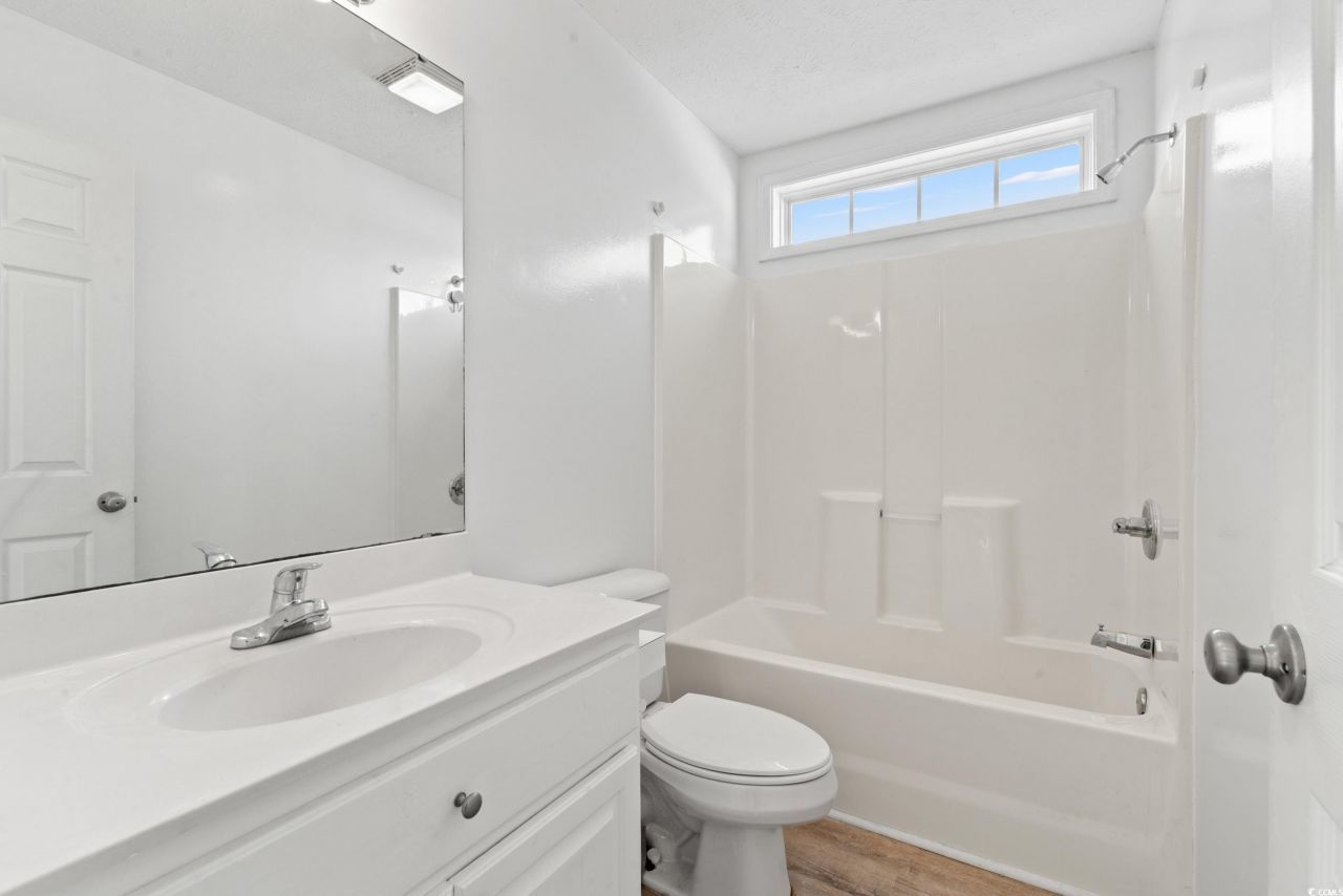 1048 Cadbury Ct. Photo 20