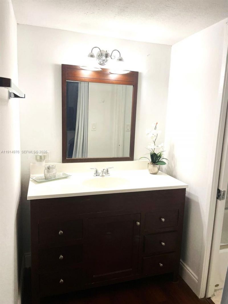 17021 N Bay Rd, Unit 803, Sunny Isles Beach, FL 33160 Photo