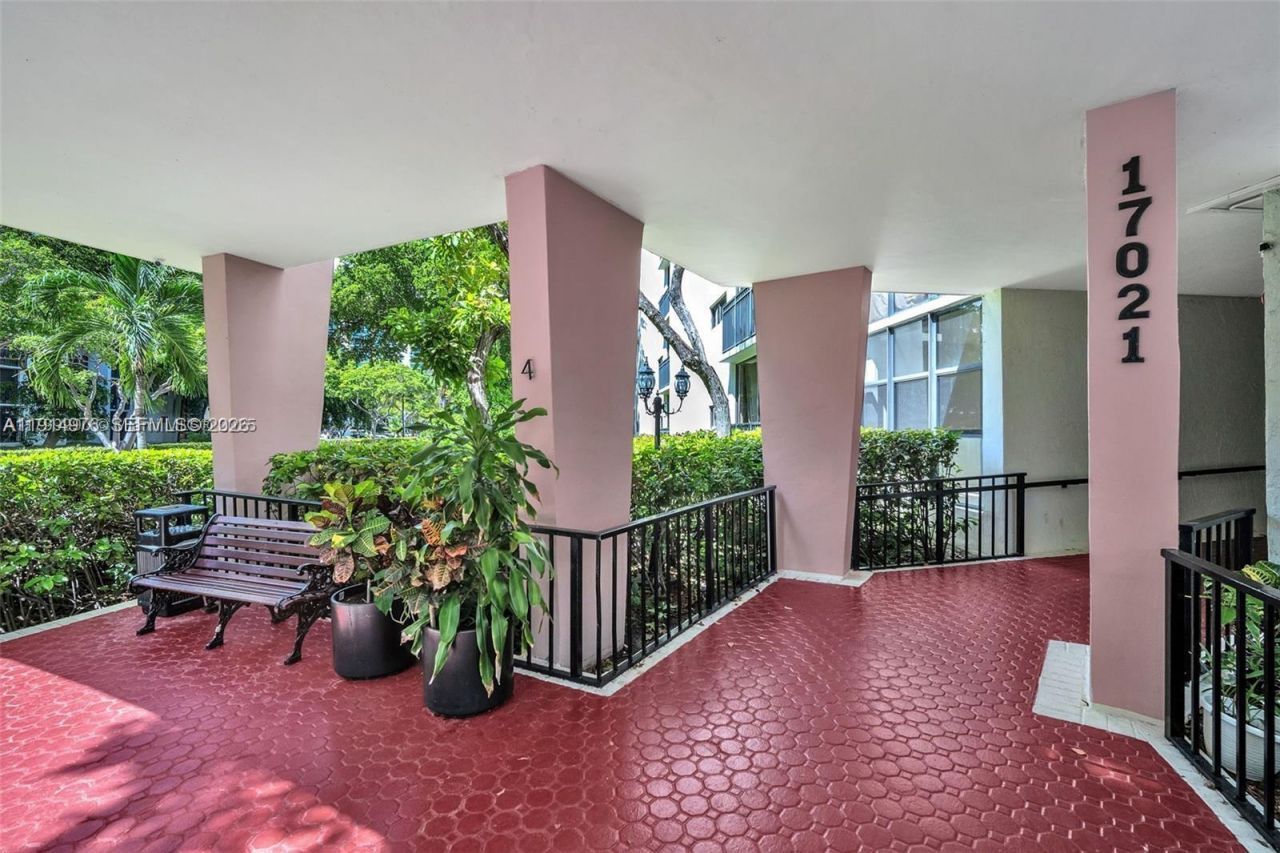 17021 N Bay Rd, Unit 803, Sunny Isles Beach, FL 33160 Photo