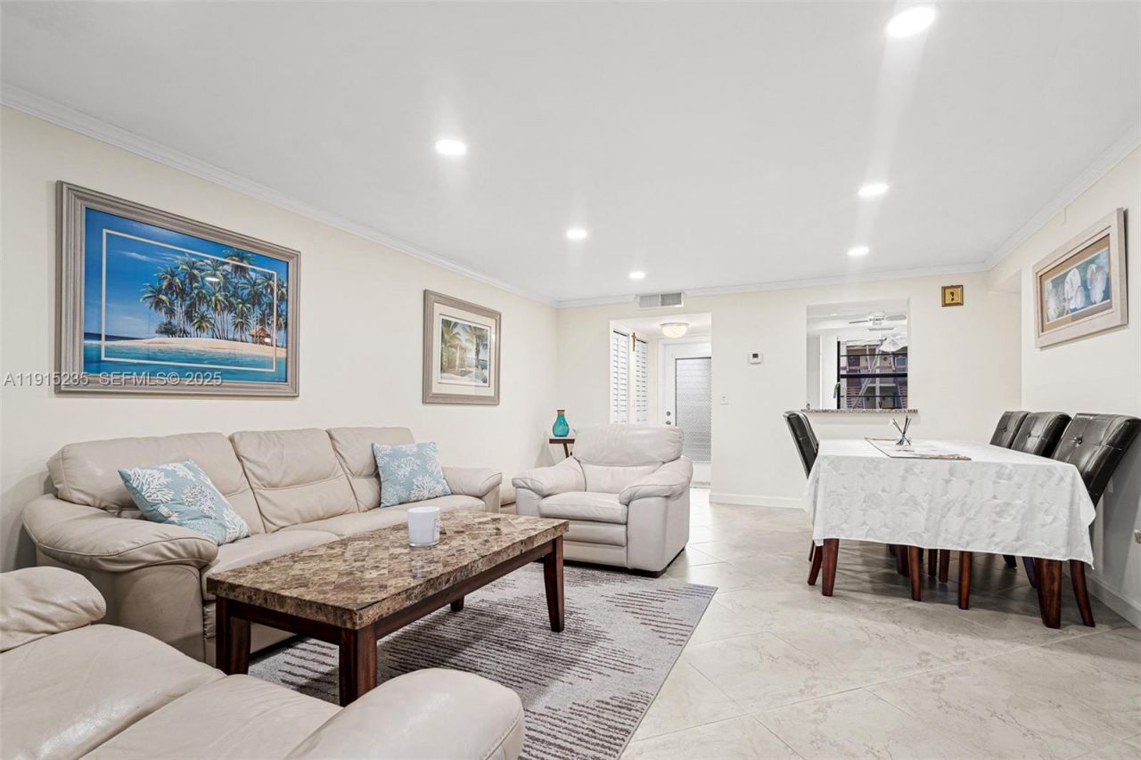 7365 NW 18th St, Unit 107, Margate, FL 33063 Photo