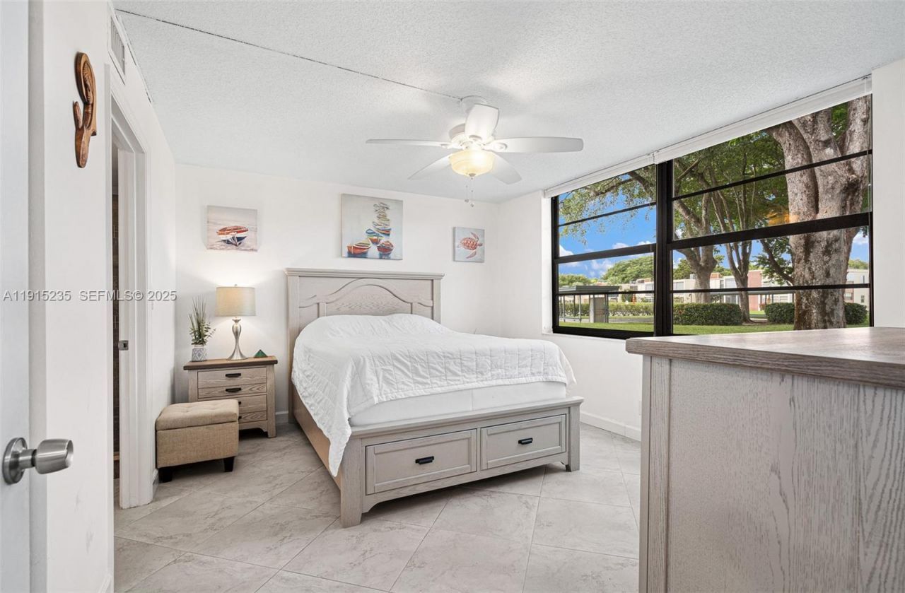 7365 NW 18th St, Unit 107, Margate, FL 33063 Photo