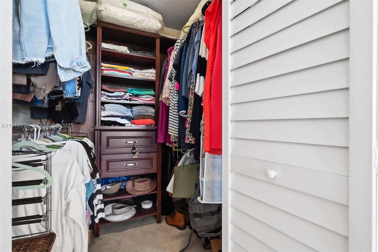 7365 NW 18th St, Unit 107, Margate, FL 33063 Photo