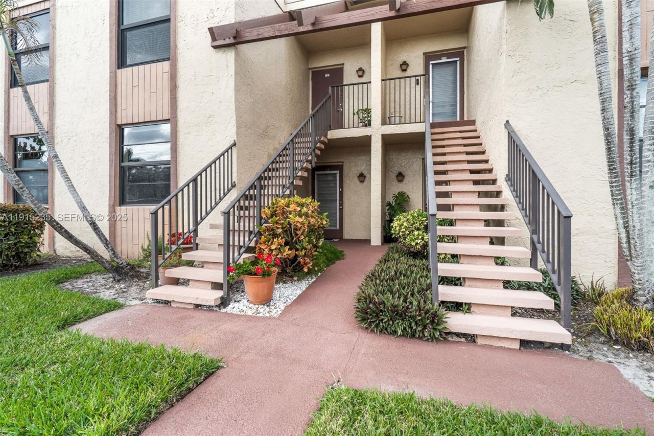 7365 NW 18th St, Unit 107, Margate, FL 33063 Photo