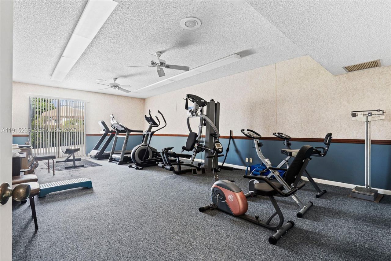 7365 NW 18th St, Unit 107, Margate, FL 33063 Photo