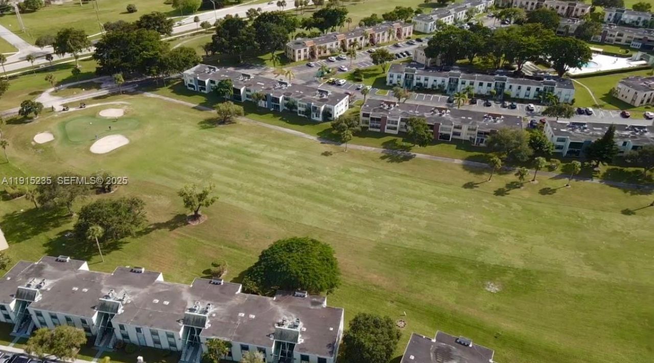 7365 NW 18th St, Unit 107, Margate, FL 33063 Photo