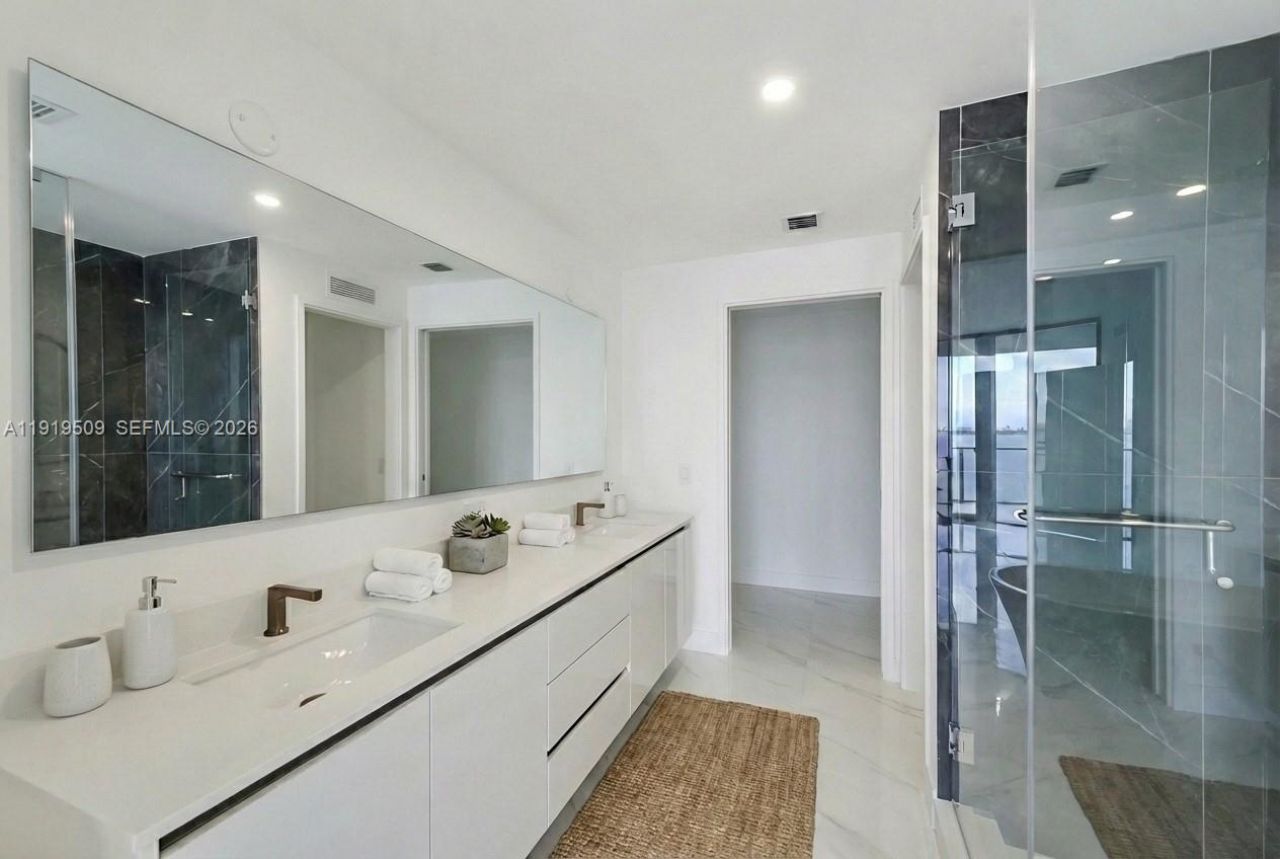 700 NE 24, Unit 1101, Miami, FL 33137 Photo