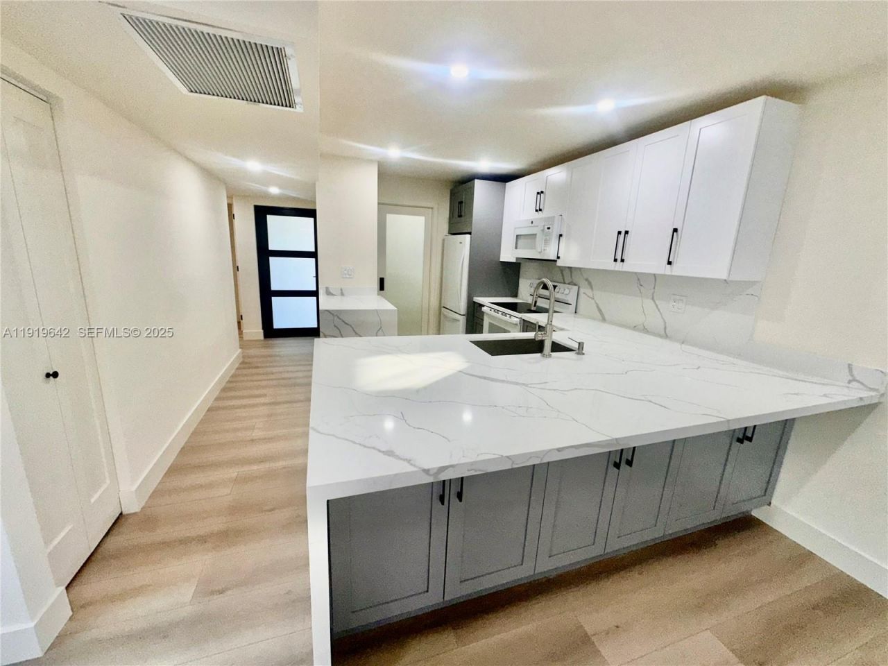 11279 NW 15th Ct, Unit 1, Pembroke Pines, FL 33026 Photo