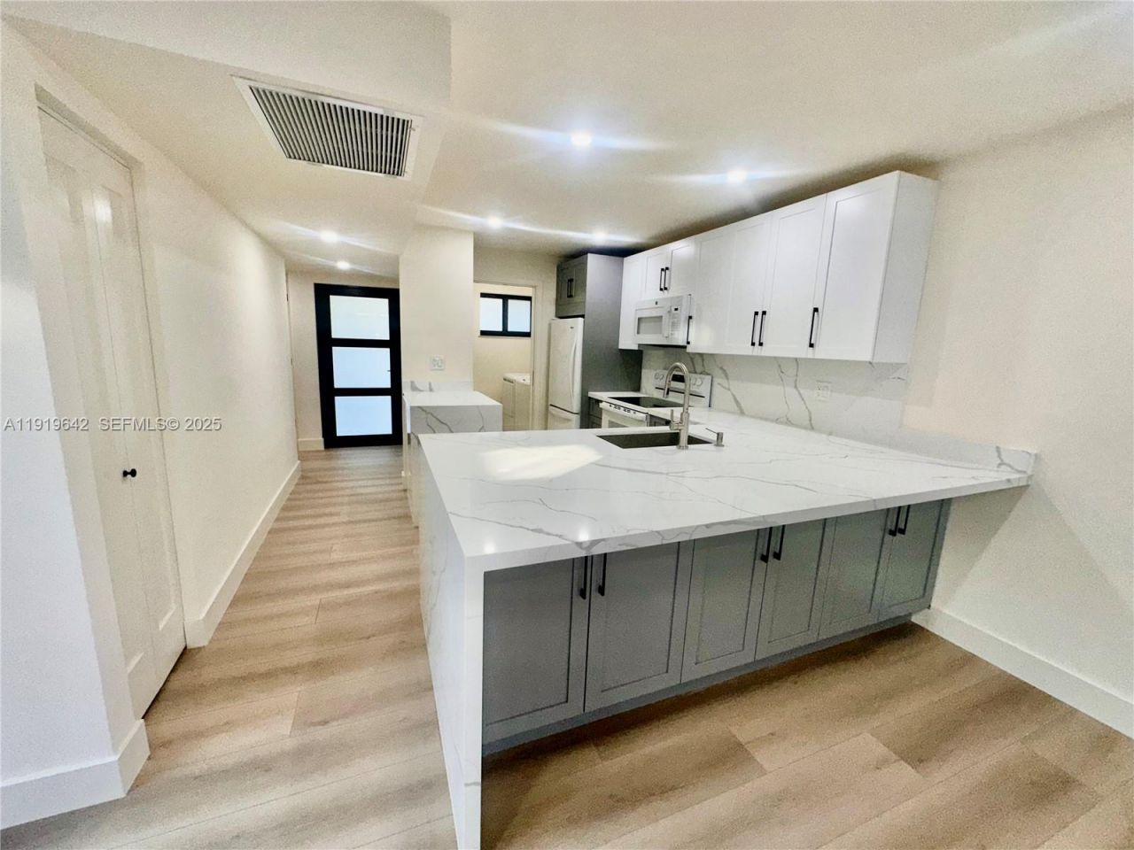 11279 NW 15th Ct, Unit 1, Pembroke Pines, FL 33026 Photo