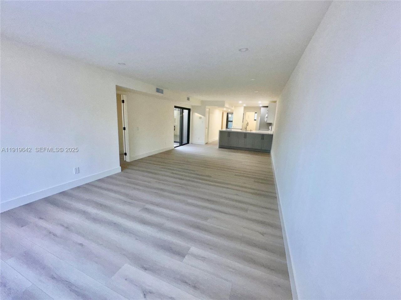 11279 NW 15th Ct, Unit 1, Pembroke Pines, FL 33026 Photo