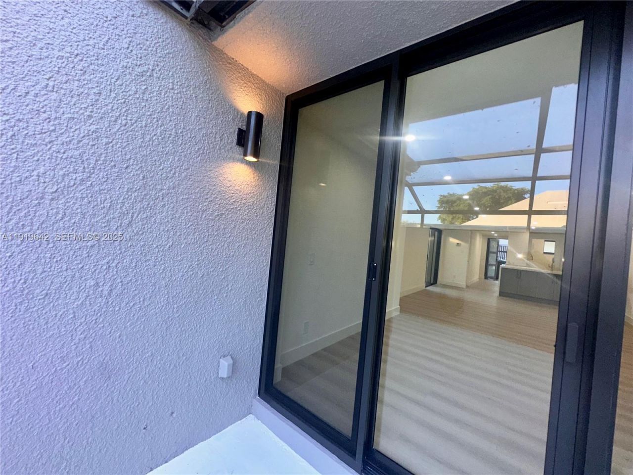 11279 NW 15th Ct, Unit 1, Pembroke Pines, FL 33026 Photo