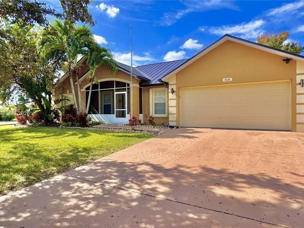 4638 SW Inagua St, Port St. Lucie, FL 34953