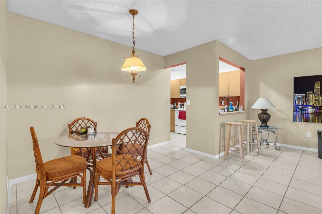 14865 SW 104th St, Unit 26-22, Miami, FL 33196 Photo