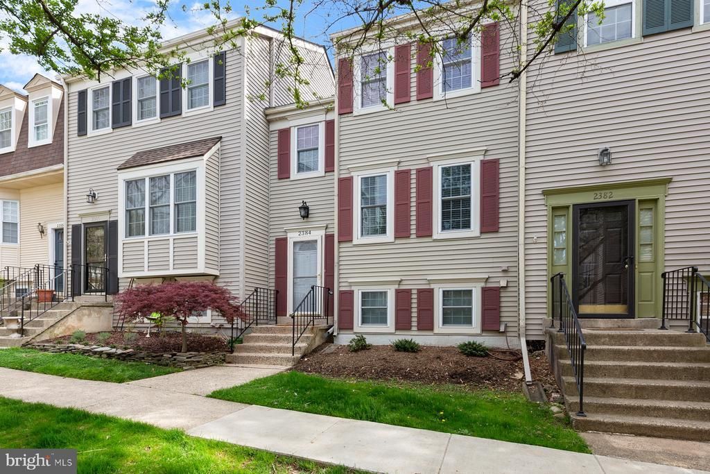 2384 Branleigh Park Court, Reston, VA 20191 Main Photo