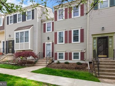 2384 BRANLEIGH PARK COURT, RESTON, VA 20191